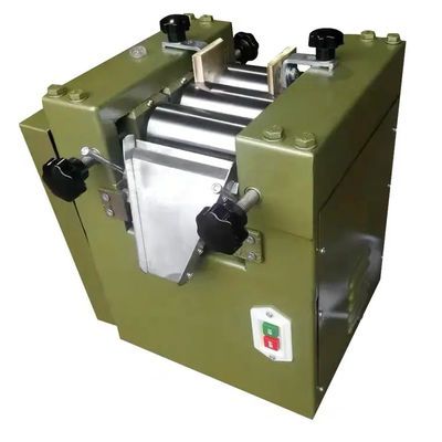 Laboratorium Kosmetik Triple Roller Grinder Chocolate Fine Grind Machine