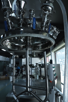 Mesin emulsifikasi homogenizer vakum dimensi yang disesuaikan Tingkat Keamanan Tinggi